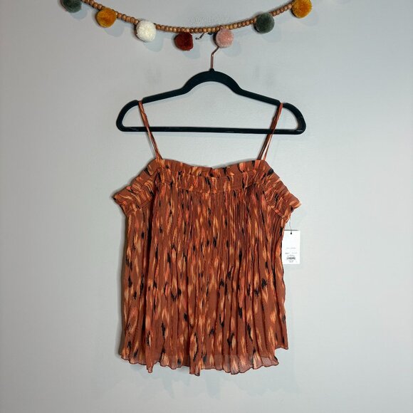 NWT Nine West patterned pleated tank top - Picture 2 of 4